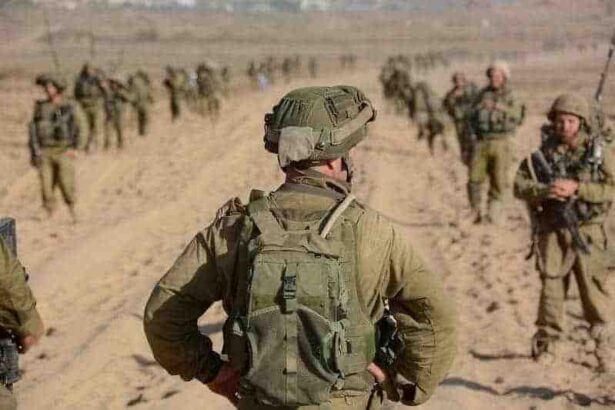 Idf soldiers from the nahal brigade operating in gaza during operation protective edge.