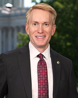 Official portrait of Senator James Lankford