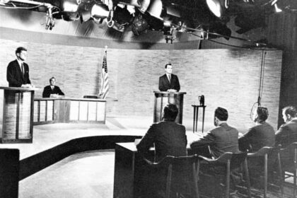 Photo of the second of the four presidential debates held during the 1960 presidential election. This debate took place in washington d. C. At nbc's wrc-tv studios on october 7, 1960.
