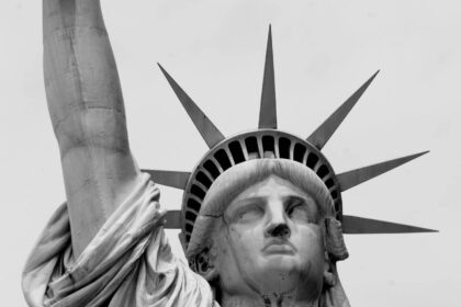 Photograph of the head of the statue of liberty