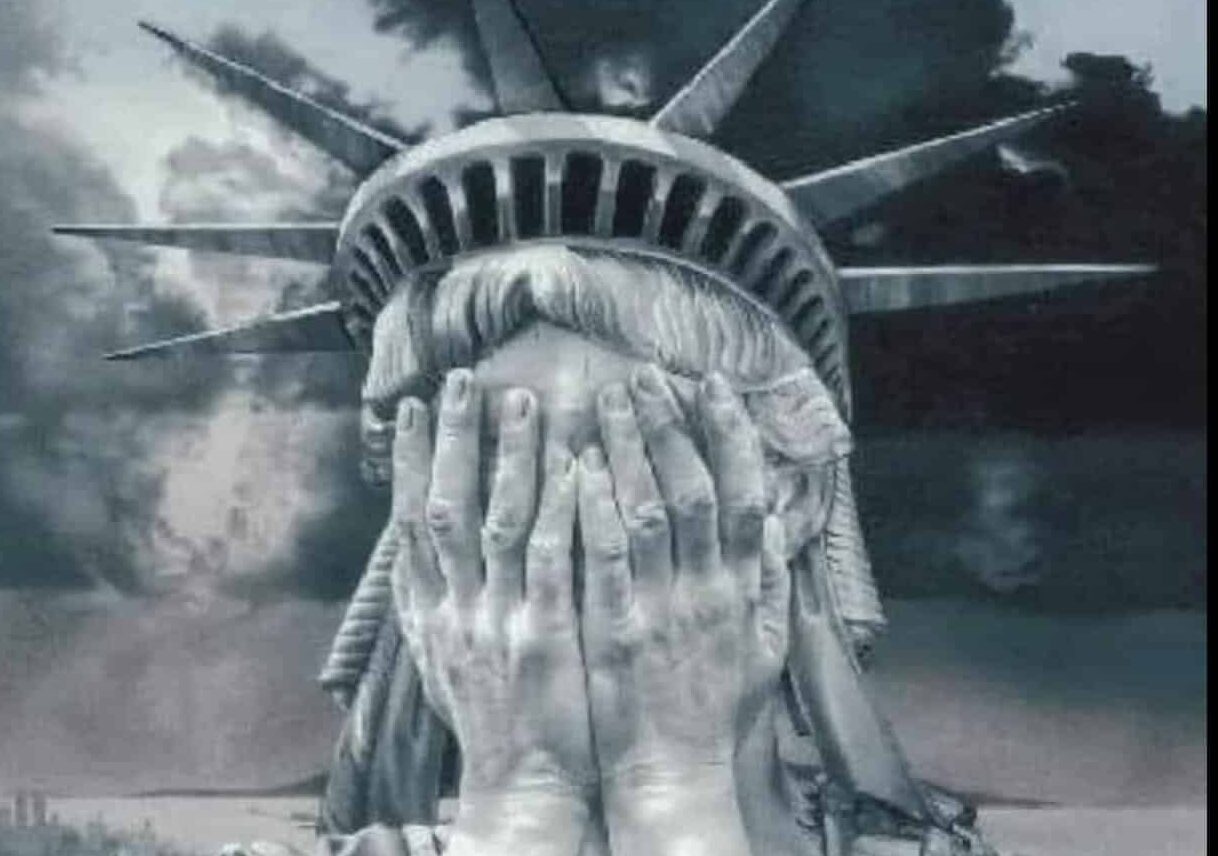 Crying statue of liberty