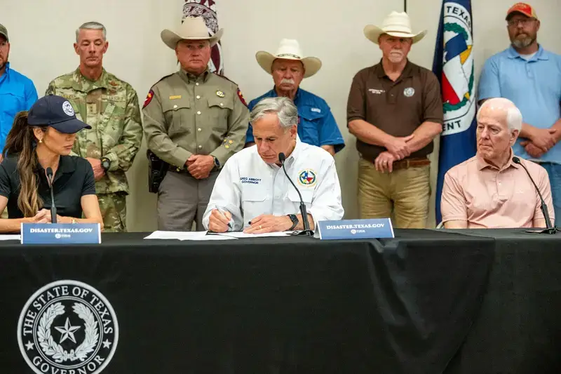 Photos of texas after flash flood