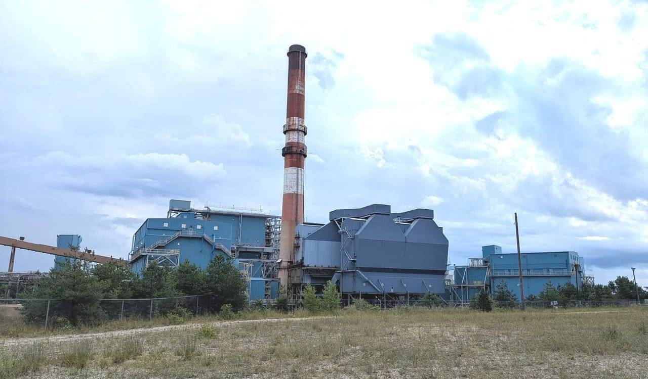 Coal plant