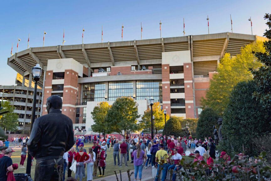 bryant denny stadium2 Crowds outside the bryant-denny football stadium in alabama