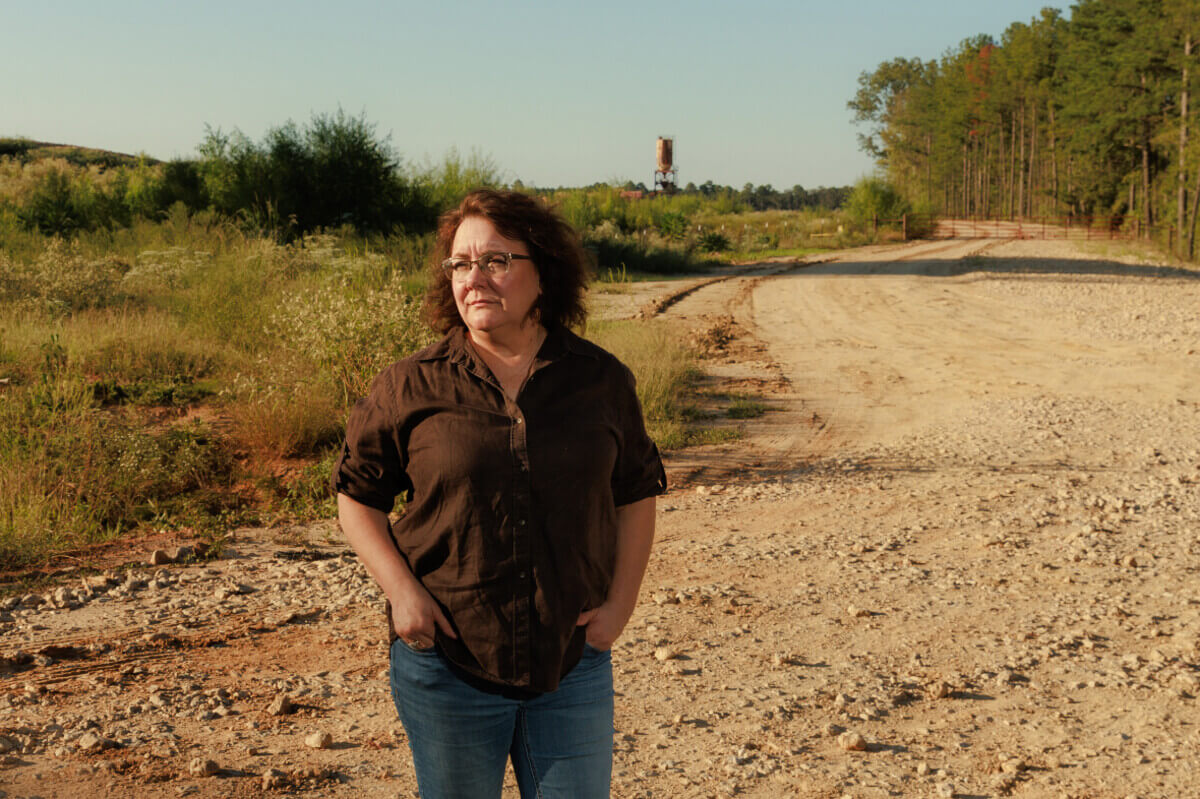 Deborah linn lives near a construction site