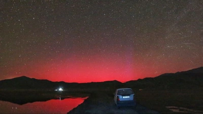 Red aurora in hanle
