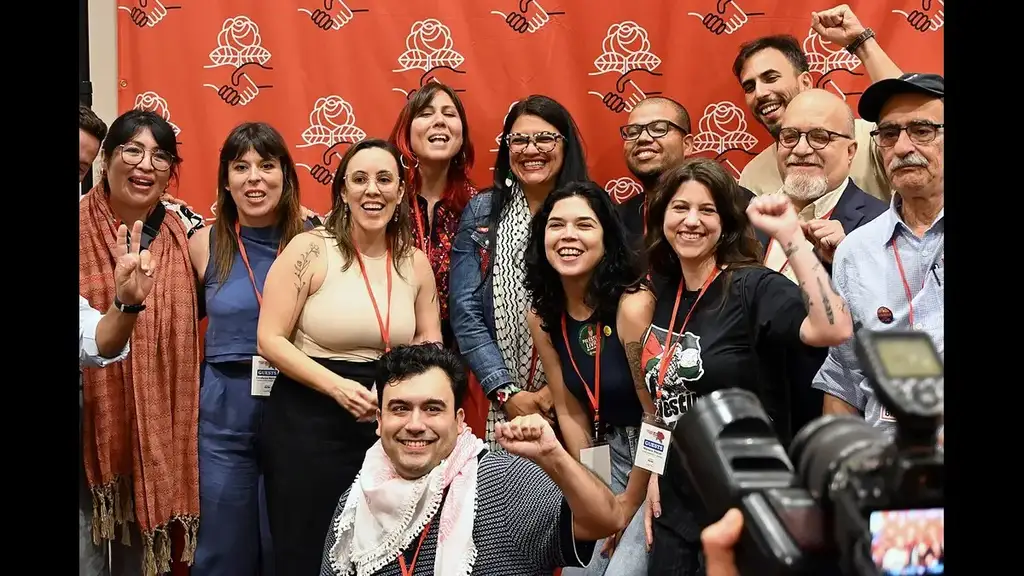 Latino DSA group. What is Democratic Socialiats of America? 